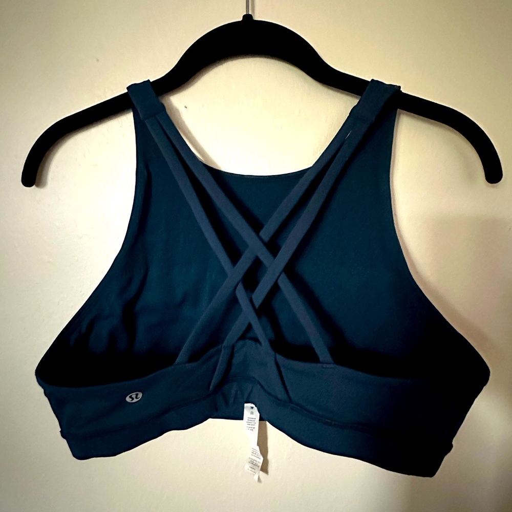 Lululemon high neck energy bra. Size 10, Navy.
